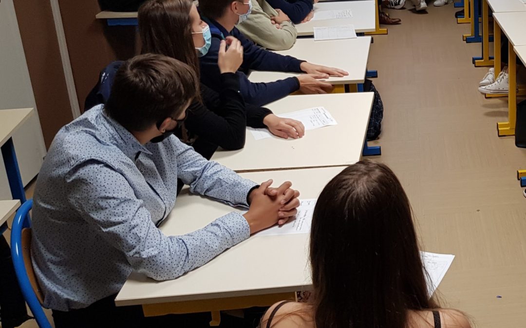 Mener un débat en classe de 1ère BAC PRO